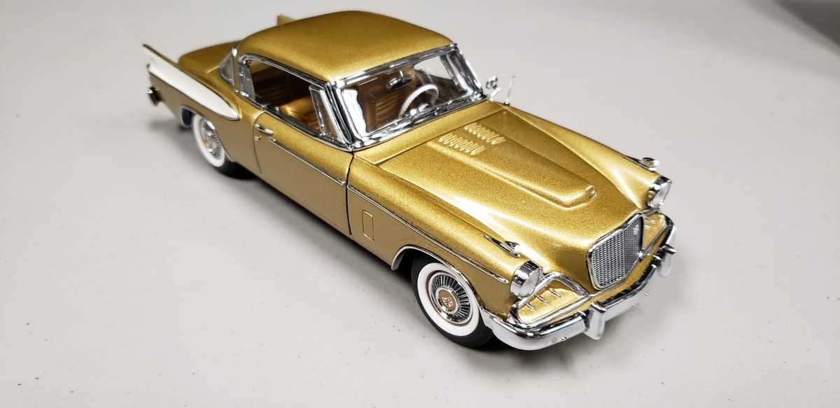 DANBURY MINT 1/24TH SCALE 1957 STUDEBAKER GOLDEN HAWK!! TIARA GOLD