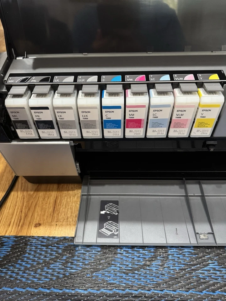 Epson Stylus Pro 3880 Designer Edition Large Format Inkjet Printer. Please Read - Image 3 of 4