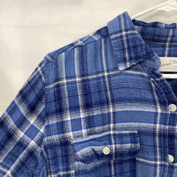 EUC Universal Thread women's blue button down cot… - image 3