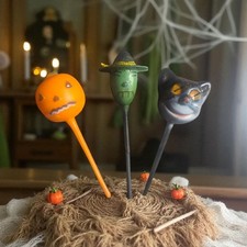 3 Vtg Halloween Cupcake Picks Witch Black Cat Pumpkin Plastic 2"-2.5"Retro Decor