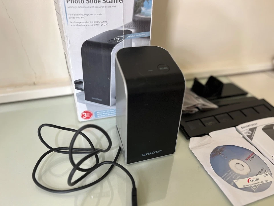 Silvercrest Photo Slide Scanner and Negative HD Digitizer 5MP with CD - Image 3 of 4