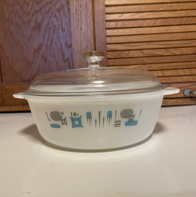 Fire King BLUE HEAVEN Baker Casserole  8'' Round 1 QT Atomic Turquoise Gray & Lid
