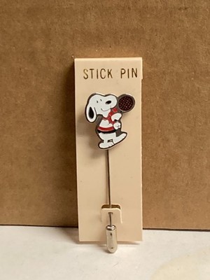 SNOOPY Tennis Pro Master Aviva Cloisonne Gold Tone Stickpin