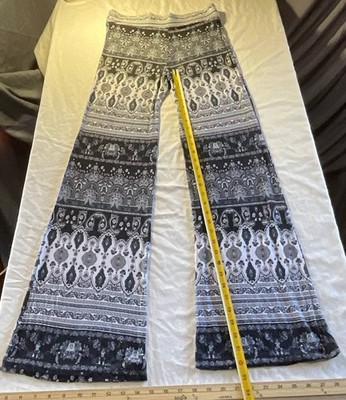BCX Sweatpants Womens Medium Grey Damask Print Bootcut Lounge Casual Pull On