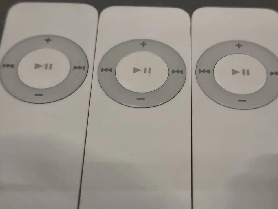 Menge Of 3 Apple iPod A1112 - Ungeprüft - Bild 2 von 4