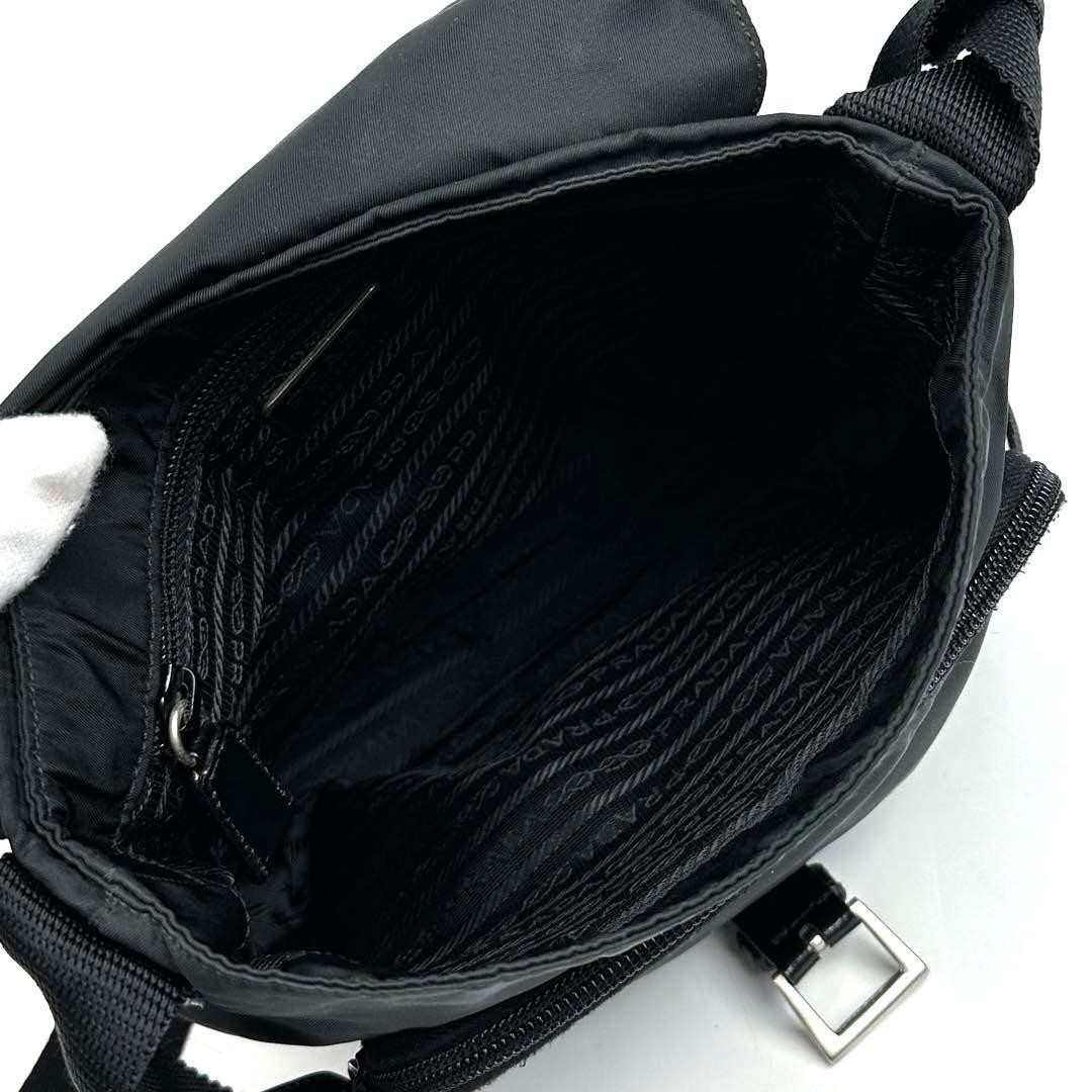 Item Prada Triangle Logo Shoulder Bag Unisex Tesuto Nylon Leather thumbnail 6