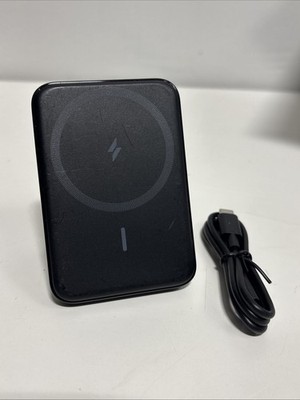 Anker MagGo Magnetic Wireless Battery 5,000 mAh w/ Foldable Stand Black