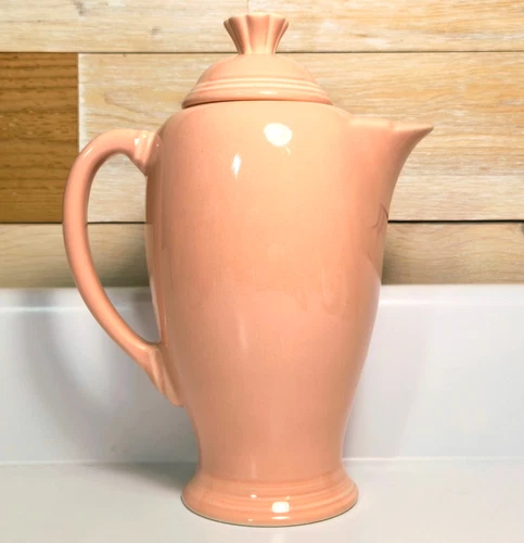 P86 Fiesta APRICOT Coffee Server with Lid ~ Fiestaware Coffee Pot Peach