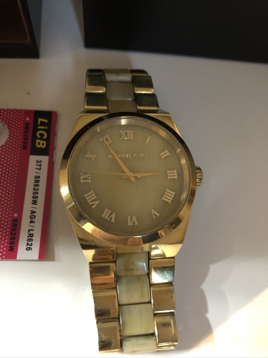 MICHAEL KORS Lady Watch MK-6152 Gold 7” Band Circumference 