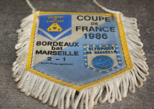 Fanion Vintage OM - Bordeaux - Coupe De France 1986 - Olympique De Marseille