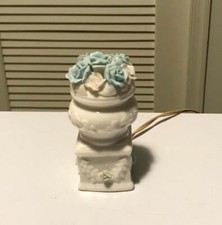 Vintage White Spaghetti Poodle Night Light Lamp w basket  pup -I.W. Rice Co MCM