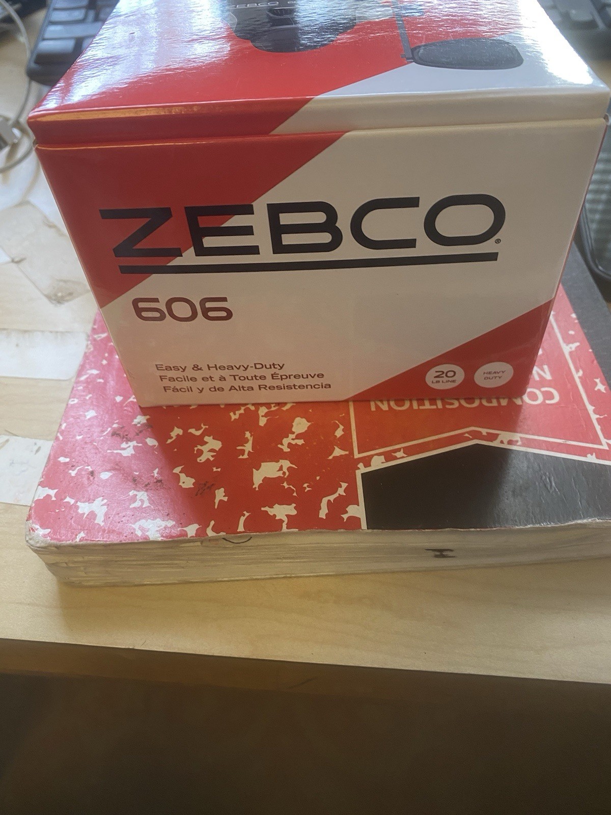 BRAND NEW Zebco 606 Spincast Fishing Reel, Size 60 Right-Hand 60 Black