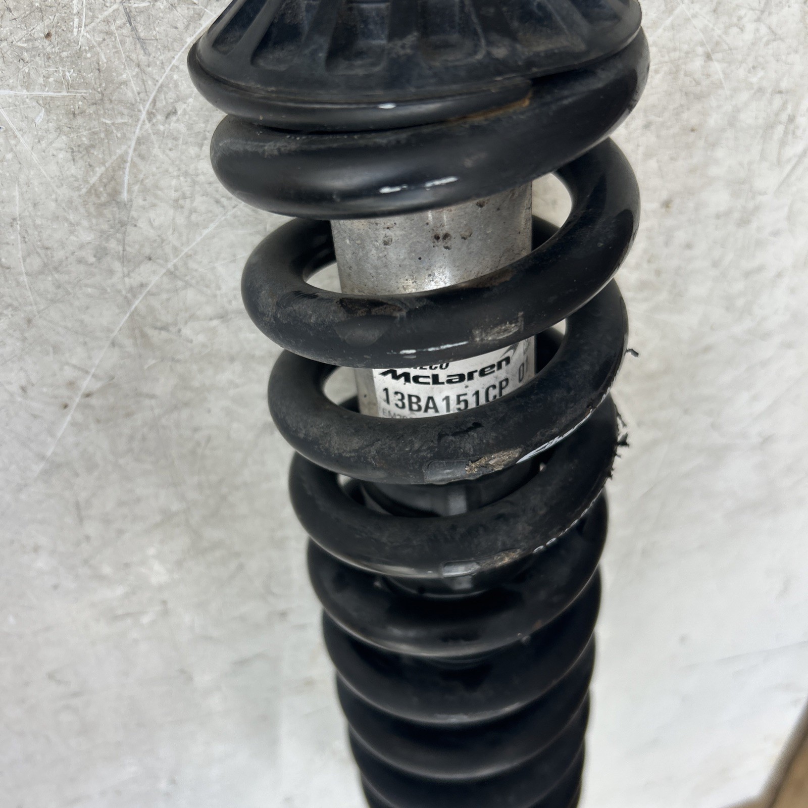2016 MCLAREN 540C REAR LEFT SUSPENSION STRUT SHOCK @ 13B1112CP 01711A87