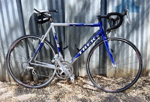Vintage Trek 2300 ZR9000 Road Bike 