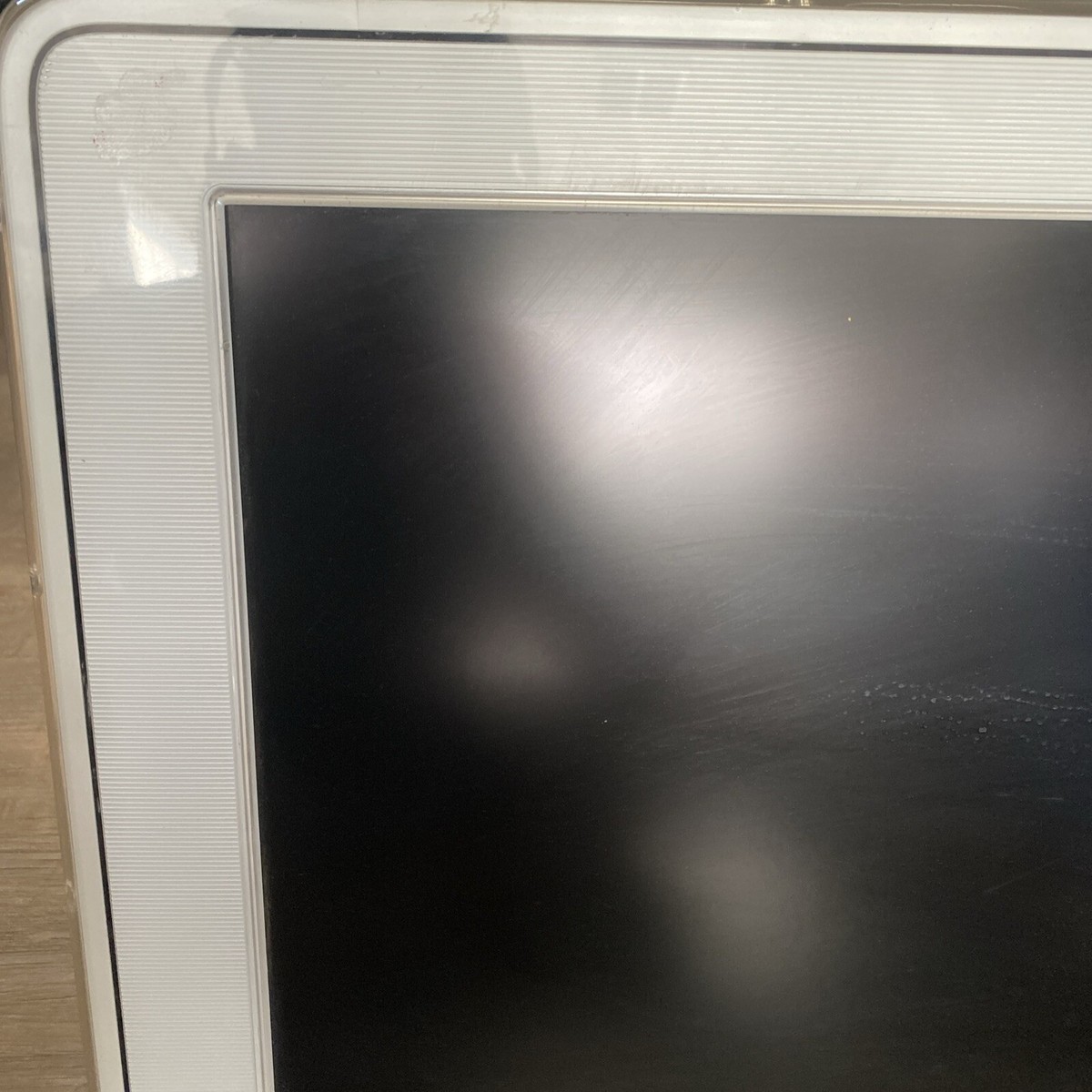 Apple Cinema Display 20