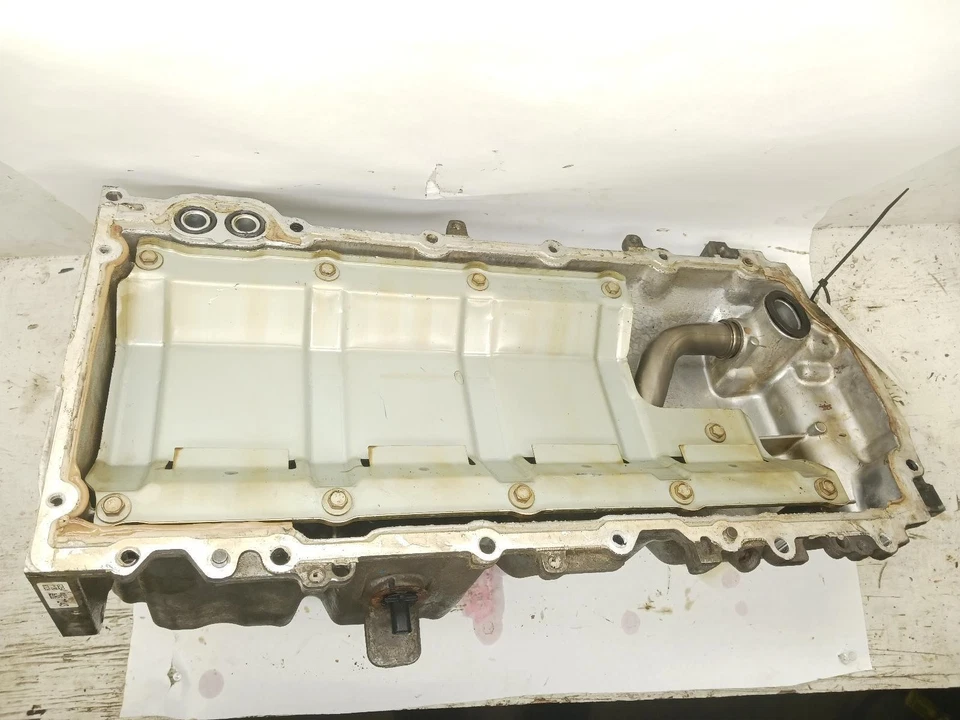 '19-'25 CHEVROLET SILVERADO 1500 Oil Pan 5.3L OEM 6 Month Warranty! - Image 4 of 4
