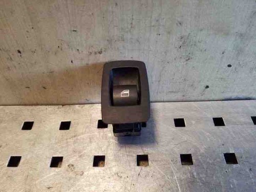 BMW 3 Touring E91 Schalter für Fensterheber hinten links 6945874 26150610