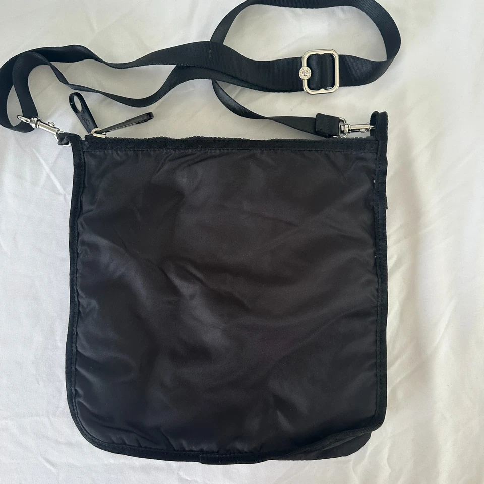 Kipling Grilla Girls Classic Black Multi Pockets Crossbody Bag - Image 4 of 4