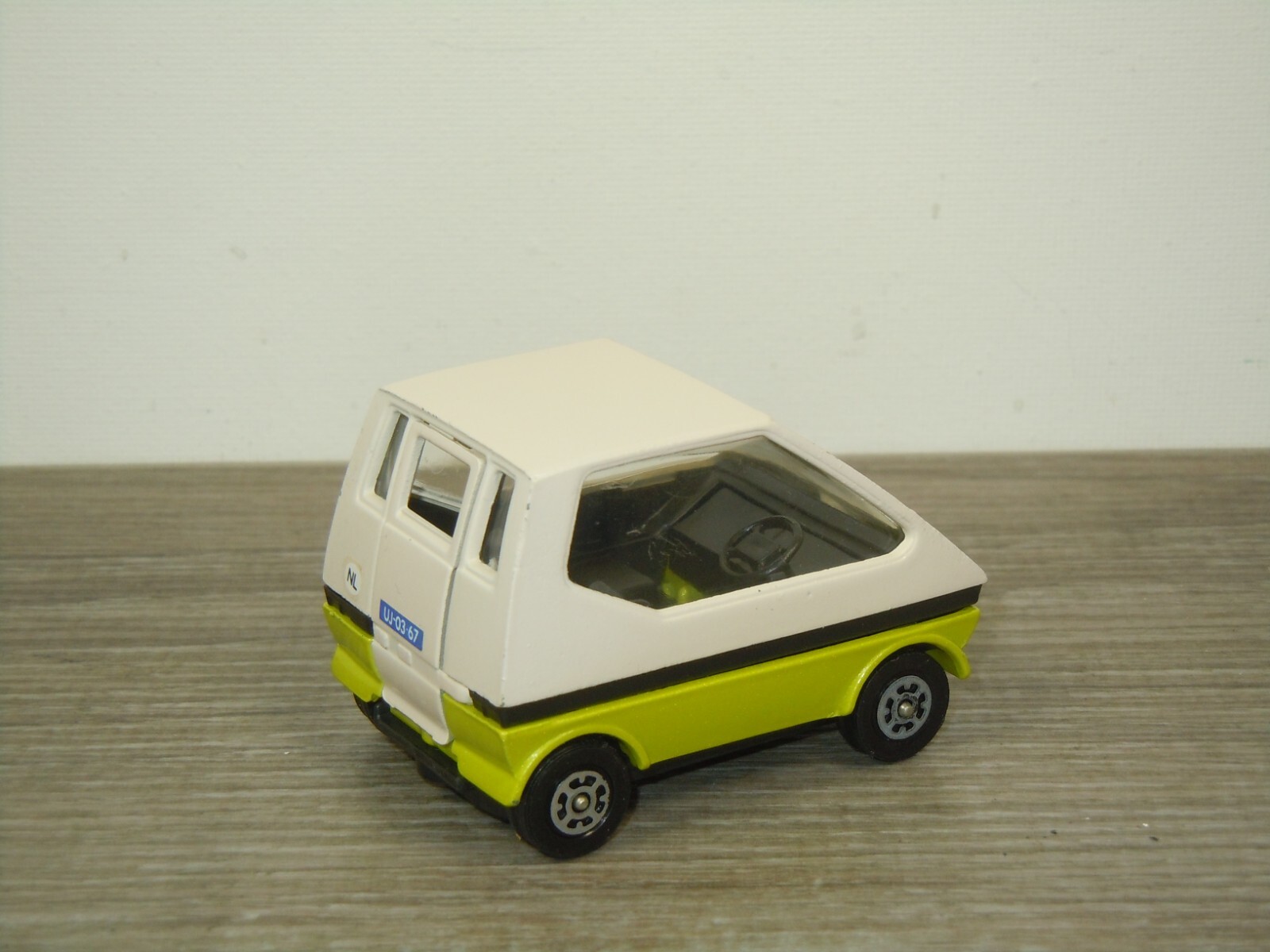 Picture 3 of 4