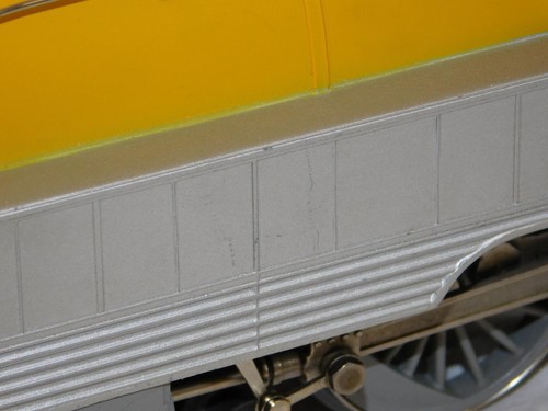 Lionel 6-18043 C&O Chessie Semi-Scale Hudson Streamlined Steam Locomotive 4-6-4 - Picture 16 of 24