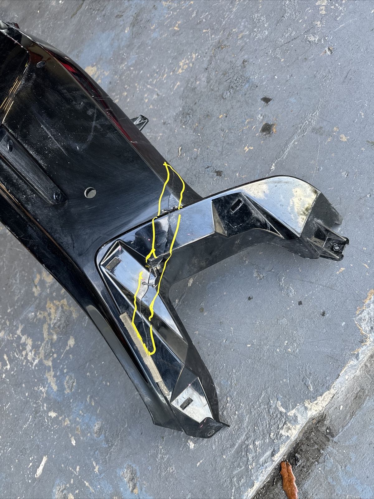 2016 2017 2018 2019 2020 MCLAREN 570S REAR BUMPER COVER OEM 13A3726CP Damaged