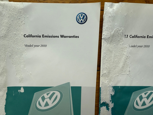 2010 Volkswagen New Beetle OWNERS MANUAL SET OEM FREE US SHIPPING - Picture 2 of 5
