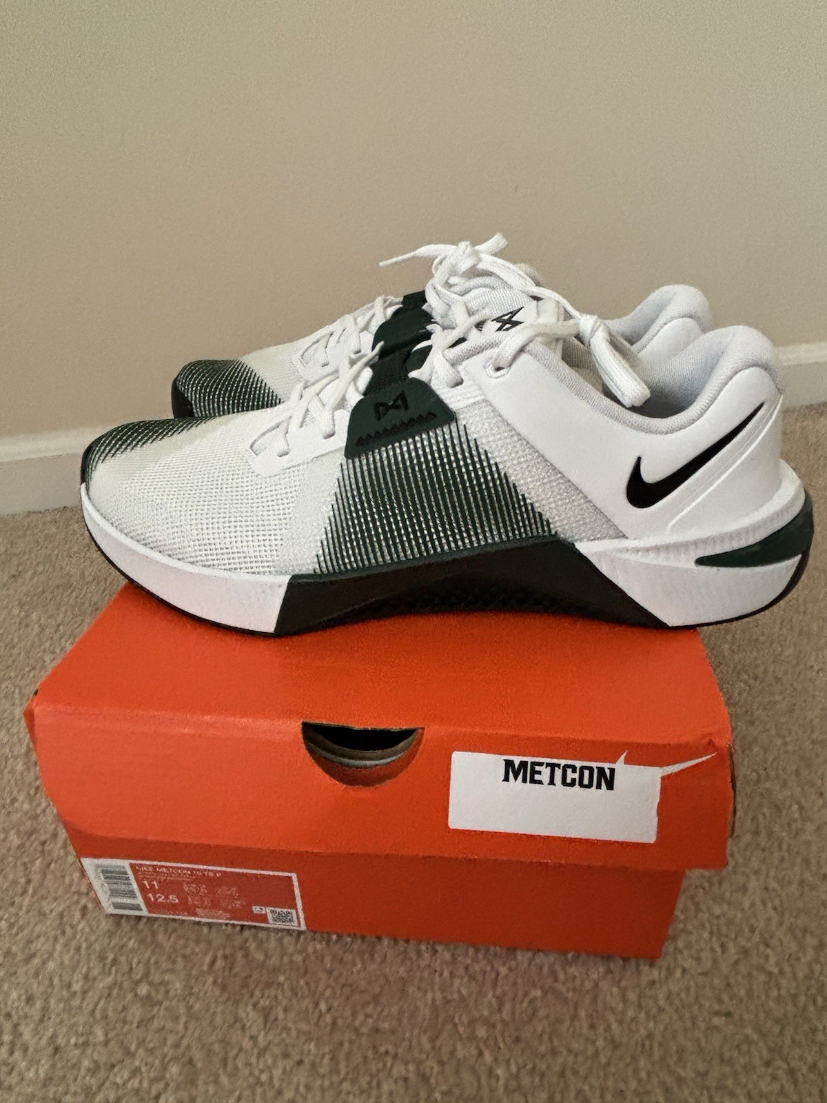 Nike Metcon 10 White/Green Men’s SZ 11 Style 117533-116