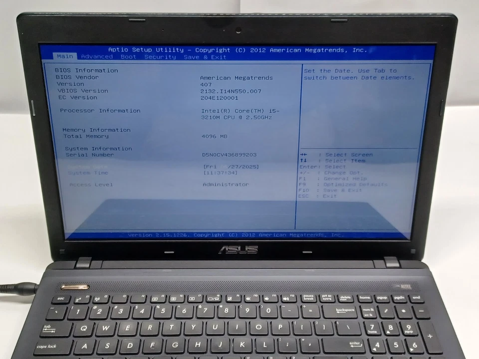 Portátil ASUS K55A-XH51 i5-3210m 4 GB sin HD Foto 2 de 4