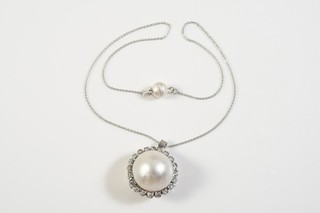 O09L20 white gold 585 14kt pendant & chain diamonds add approx 0.80ct pearl