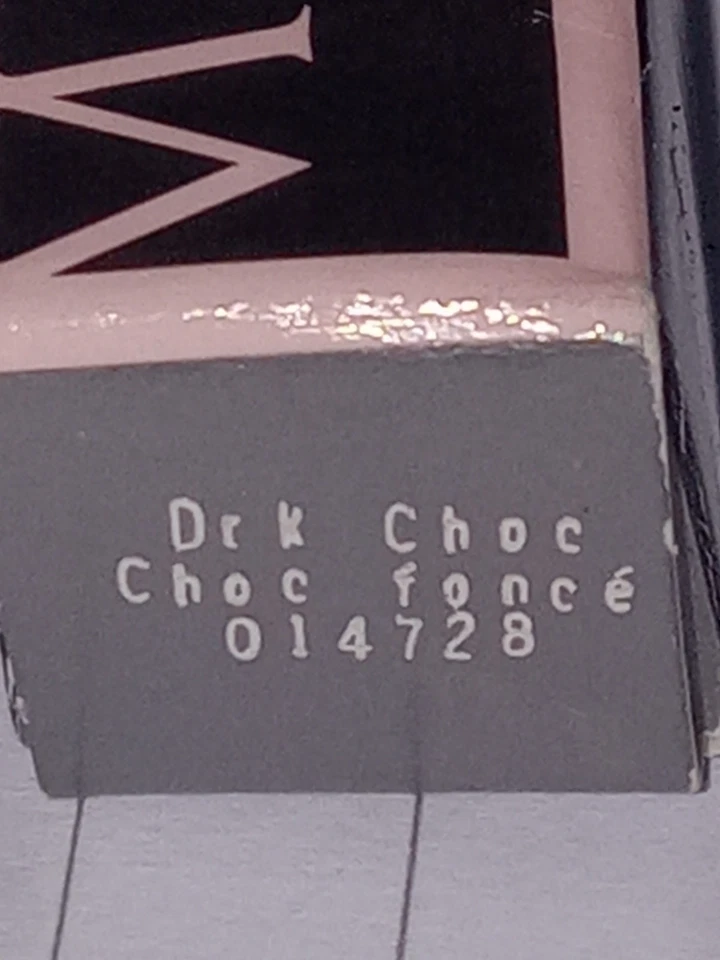 Mary Kay DARK CHOCOLATE Lip Liner NIB Twist with Shaper Discontinued NIB - Image 3 of 3