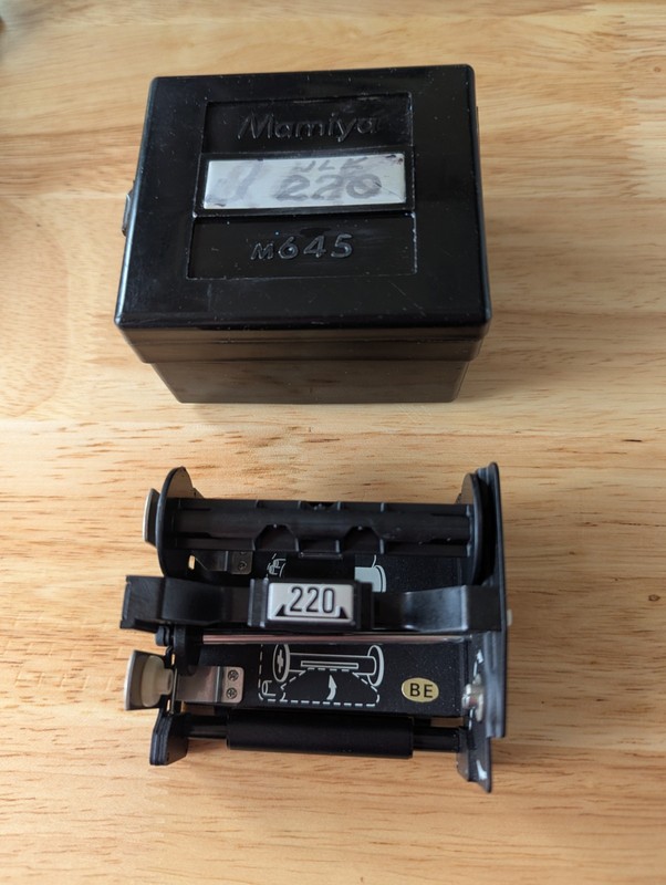 Mamiya 220 Film Holder Back Magazine for M645 Pro 1000s (B62-M220C)