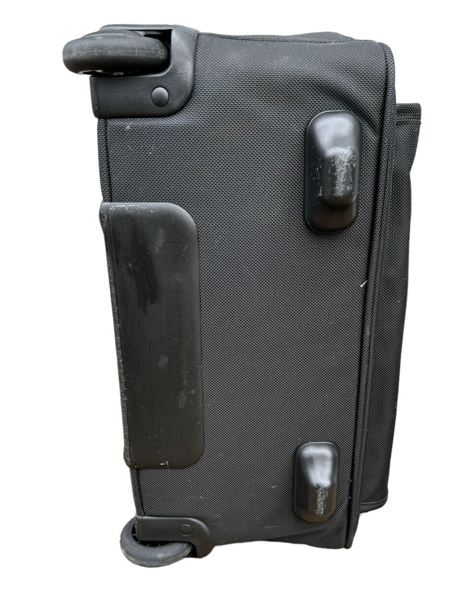 TUMI 17 TUMI 17