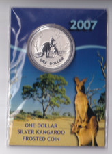 AUSTRALIAN: 2007 $1 SILVER FROSTED KANGAROO ONE OUNCE ( 1oz ) COIN #M1691