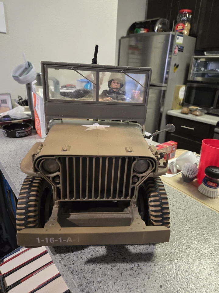 Jeep GI Joe Willys 2002 edición limitada Hasbro 81595 escala 1/6 20"" Pawtucket Foto 3 de 4