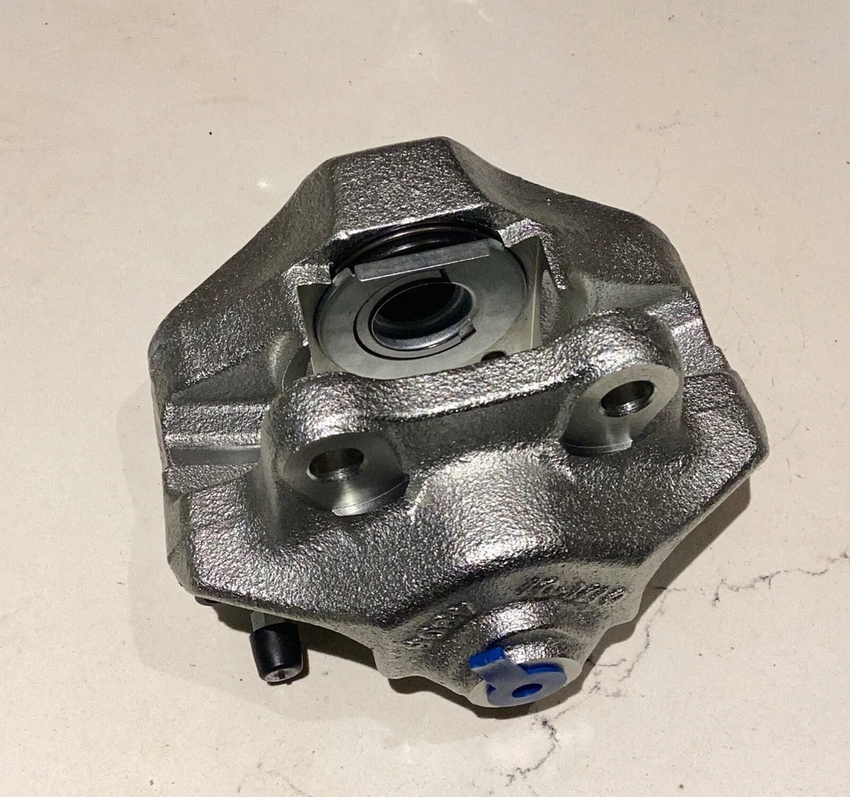 阿尔法·罗密欧制动卡钳 Spider Gtv Sedan 2 左右后部全新 Plus ATE PADS — 第 2/3 张图片