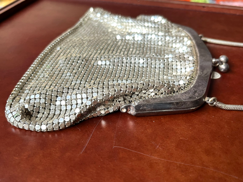 VTG Antique Silver Metal Mesh Chainmail Evening Bag Purse Kisslock Chain Strap - Picture 7 of 24