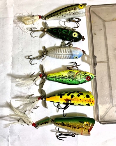LURE LOT Of 6 PCs As Picture U.S.A. With Box A Grade - Picture 2 of 2
