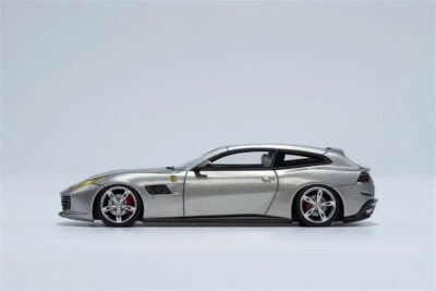 ミニカー Ferrari GTC4 Lusso s-l400.jpg