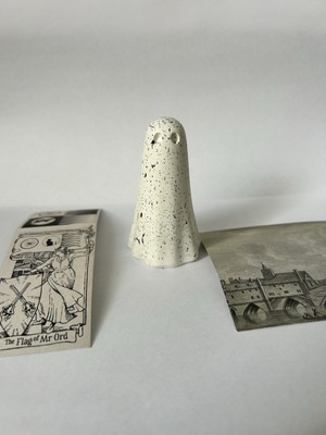 York Ghost Merchants - Monochrome Happenstance - Mr Ord gestempelt großes Gespenst