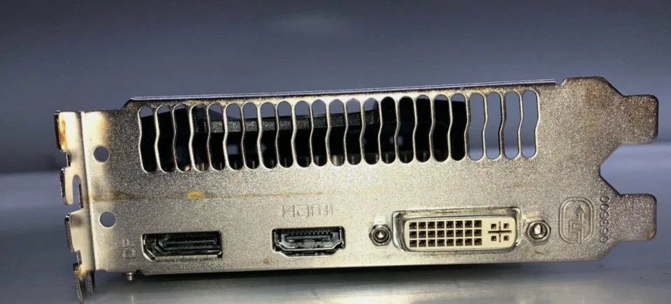 Sapphire AMD Radeon R7 260X OC 2GB GDDR5 Graphics Card | HDMI DP DVI | Tested - Image 3 of 3