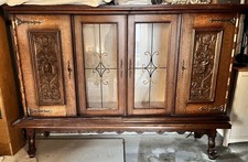 Antike Holzkommode mit Vitrine -hochwertiges Sideboard mit Schnitzerei Vintage