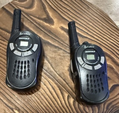 Cobra Micro Talk 2-Way Radio Walkie Talkie CXT85 Set Of 2 Tested Working