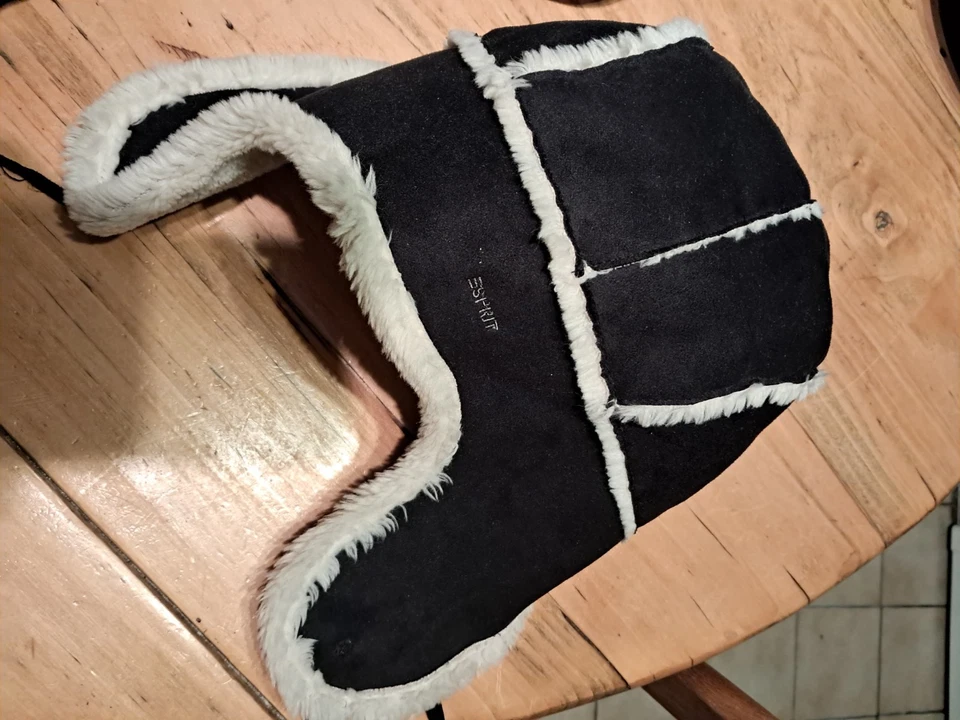 Esprit Kinder Unisex Wintermütze mit Ohrenklappen, Trapper-Mütze, Fliegermütze - Bild 4 von 4