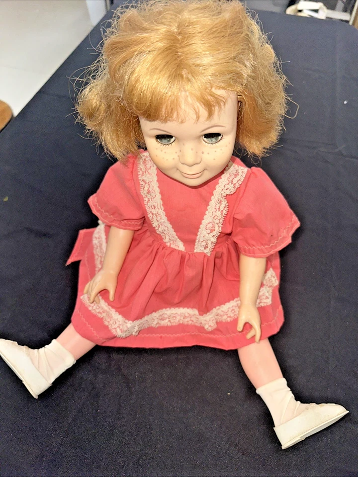 1960's Tandy Talks Doll by Eegee 22" Doll, Clothes. Missing Pull String - Image 3 of 4
