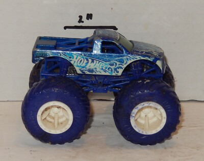 Hot Wheels Monster Jam Truck Blizzard Bashers Torque Terror 1:64 Scale Rare