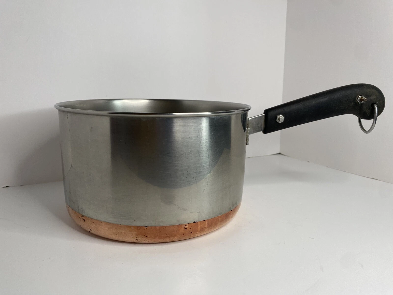 REVERE WARE 1801 2 Qt. Sauce Pan Copper Clad Bottom No Lid Clinton Ill. USA 89-J