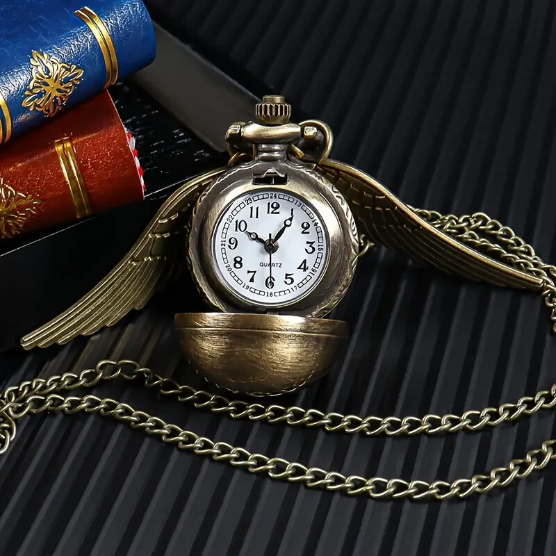 quidditch-snitch-pocket-watch-solid-golden-harry-potter-timepiece