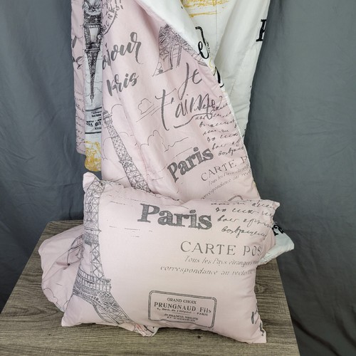 Twin Size Paris Themed Reversible Duvet And Pillow Set - Picture 3 of 3