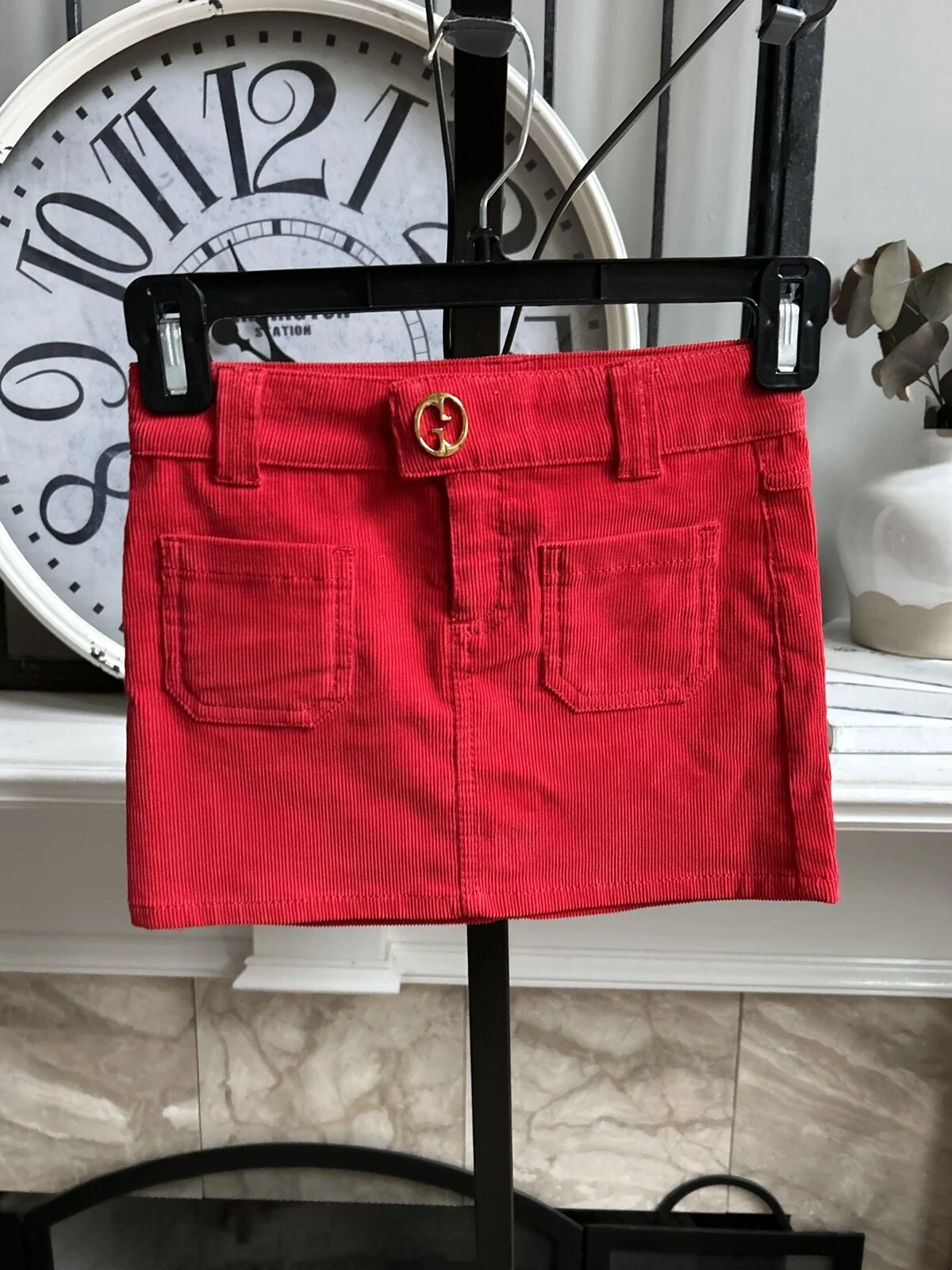 Jupe velours côtelé rouge GUCCI jeunesse fille avec boucle logo GG taille 4