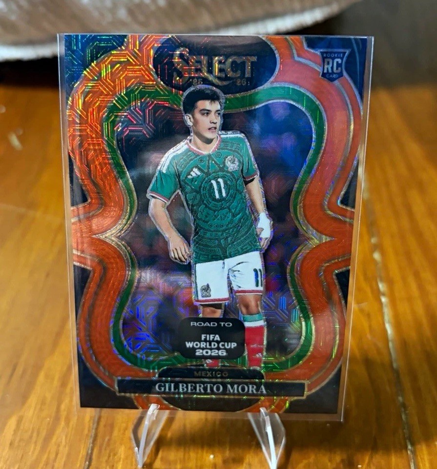 2025-26 Select FIFA Gilberto Mora RC Orange Mojo /825 Mezzanine Mexico
